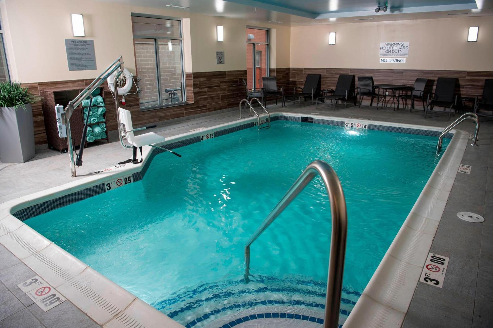 Fairfield Inn & Suites By Marriott Cincinnati Uptown/University Area Dış mekan fotoğraf